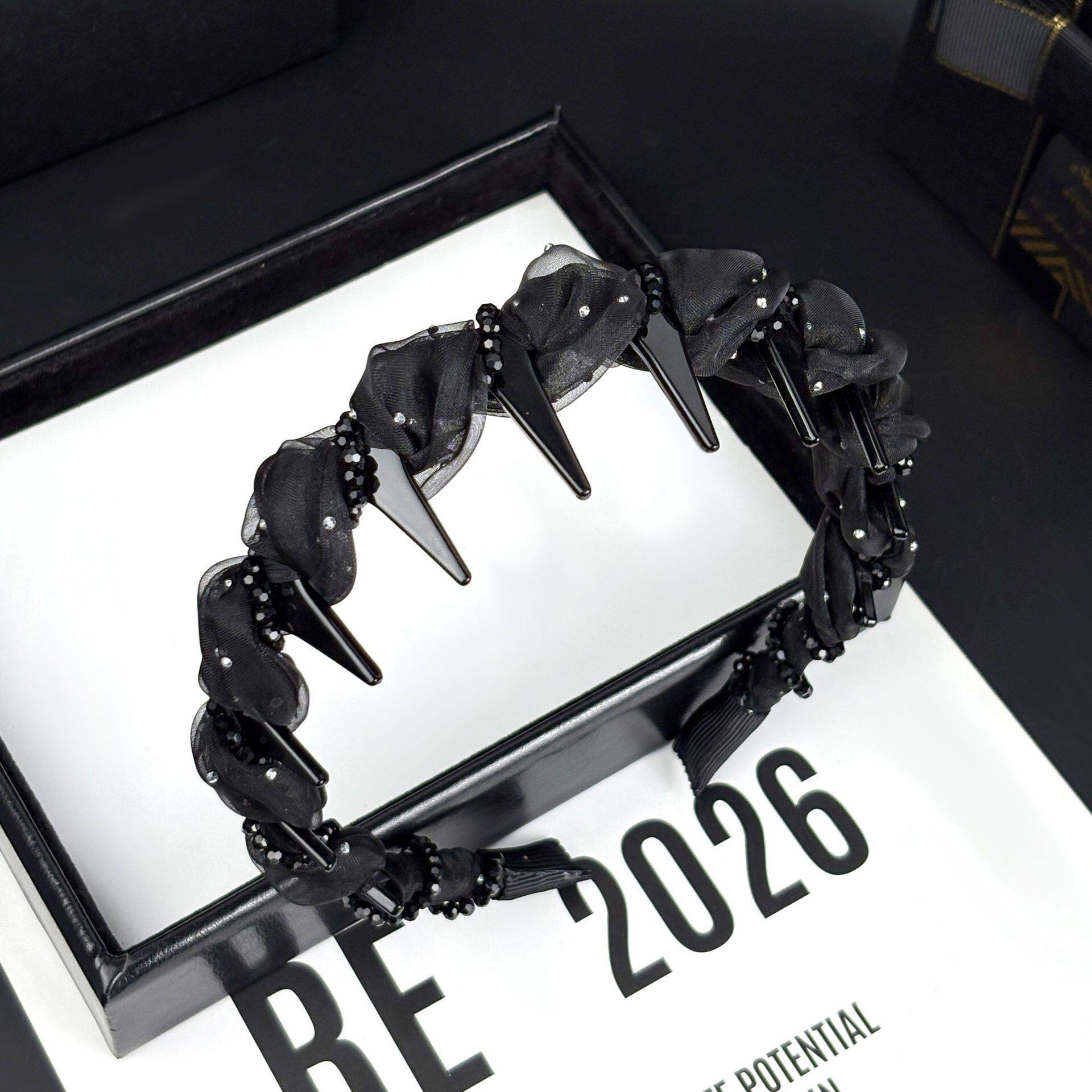 高级感轻奢发箍女款夏2026新款日常外戴头箍带齿防滑压发发卡头饰