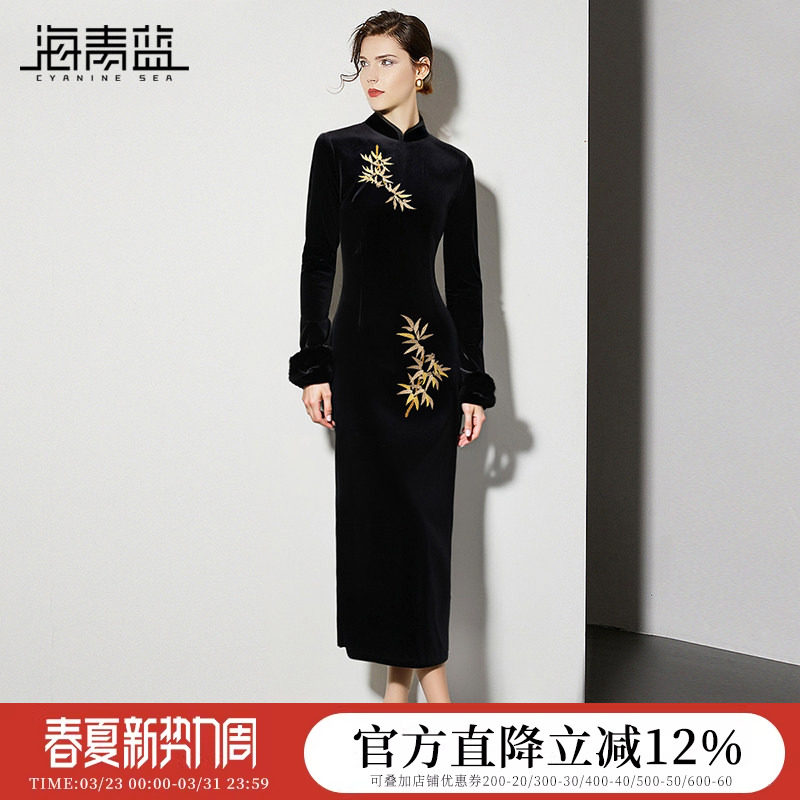 海青蓝复古新中式国风竹子刺绣旗袍裙子2026秋冬季新款丝绒连衣裙