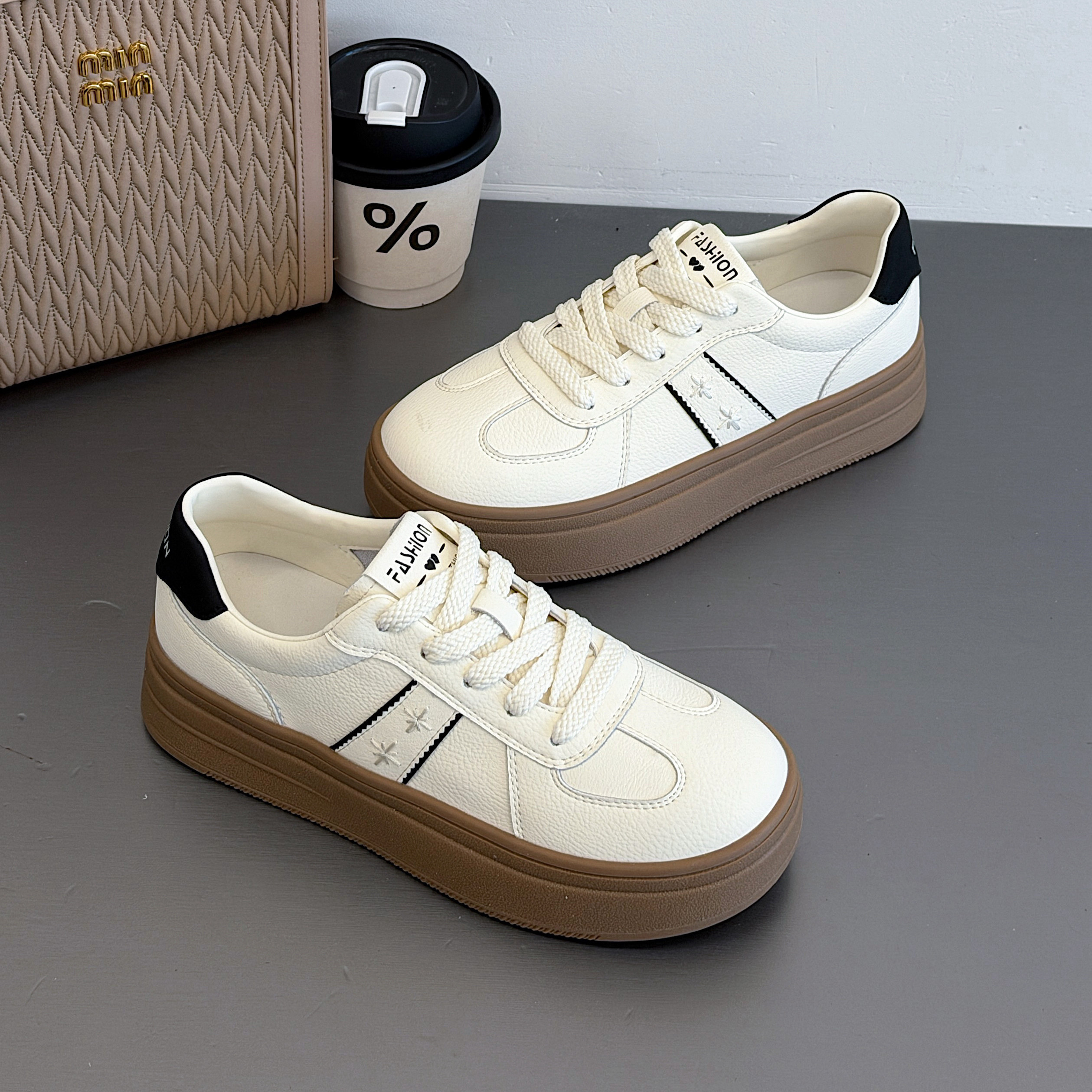 真皮厚底小白鞋女2026春季新款韩版百搭系带运动鞋休闲德训鞋板鞋,女鞋,休闲板鞋,淘宝优惠券,粉丝福利购,淘宝优惠卷