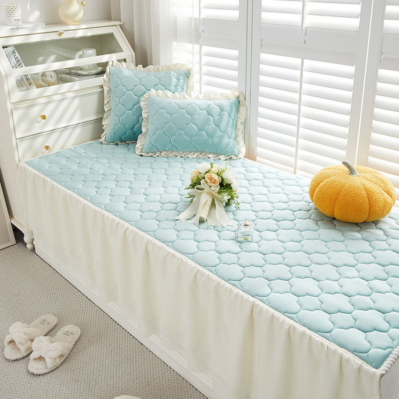 水晶绒飘窗垫窗台垫2025新款四季轻奢高级感垂边阳台铺垫专用床垫