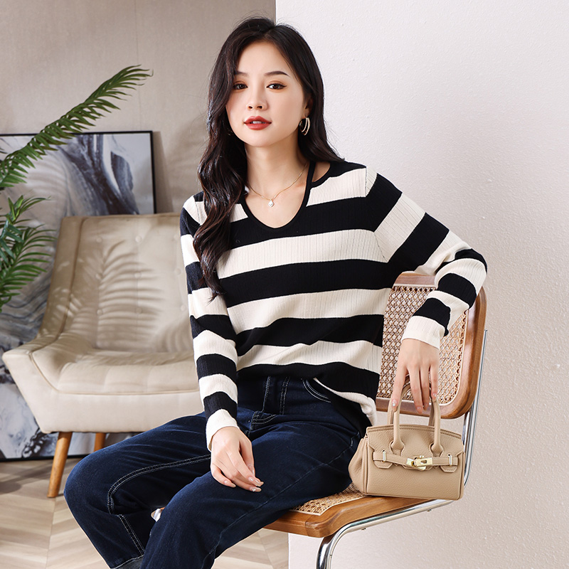 伊自尚胖mm2024年春季女装时尚大码休闲条纹长袖针织衫宽松上衣女