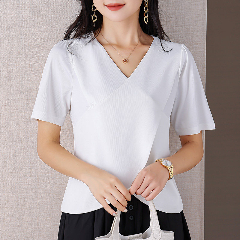 伊自尚2023年新款韩版胖mm大码女装夏季v领显瘦宽松短袖t恤女洋气