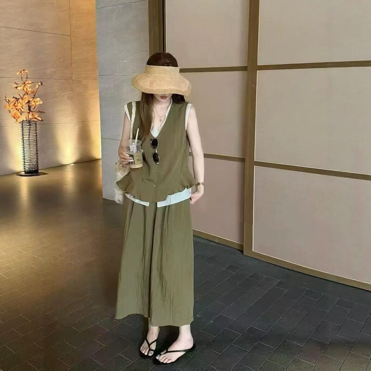 荷叶边假两件无袖衬衫阔腿裤套装