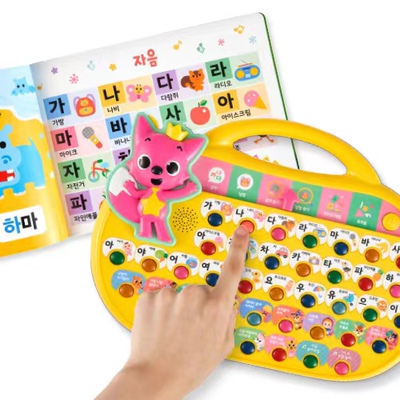 pinkfong碰碰狐鲨鱼玩具