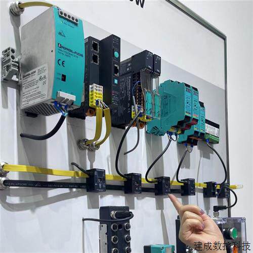 议价LMT104易福门IFM用于点水平面检测的液位感测器 全新原装现货