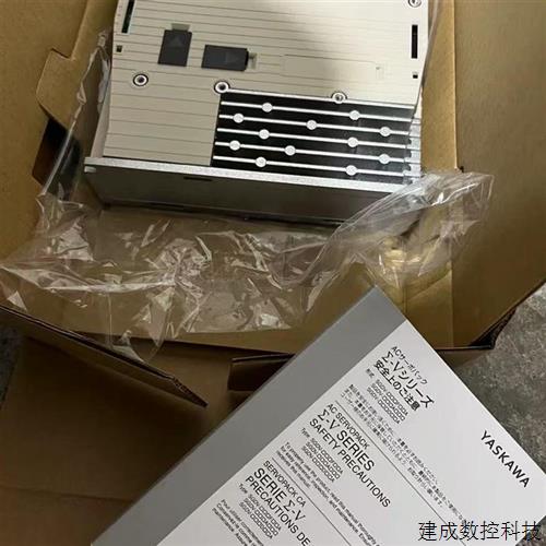 议价伺服驱动器SGD7S-R70A00A现货库存质保一年顺丰包邮