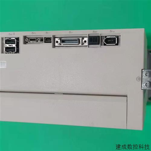 议价SGD7S-180A10A002安川伺服驱动器成色如图功能包好保修三个月