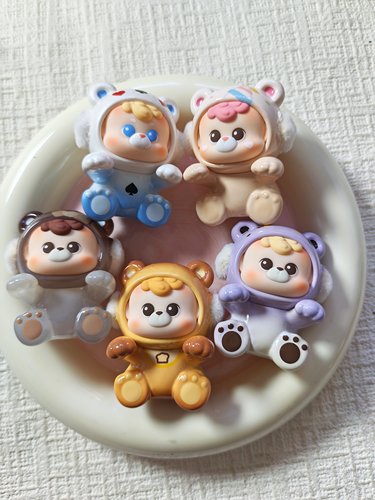 正版diudiu baby24小时贴贴小熊系列潮玩可爱萌粒摆件
