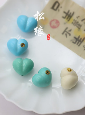 屁桃爱心雕刻件可爱文玩心形配饰