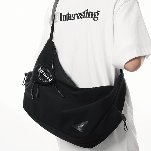 斜挎包男款休闲大容量机能邮差包