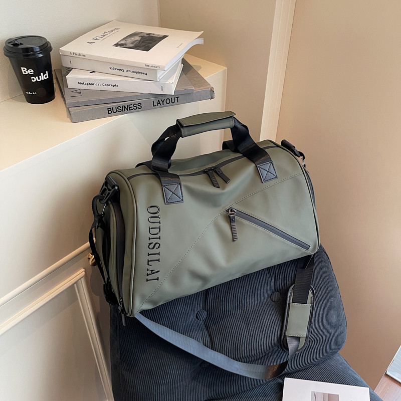 大容量短途旅行包男款出行休闲手提袋行李包运动健身包斜挎包男包