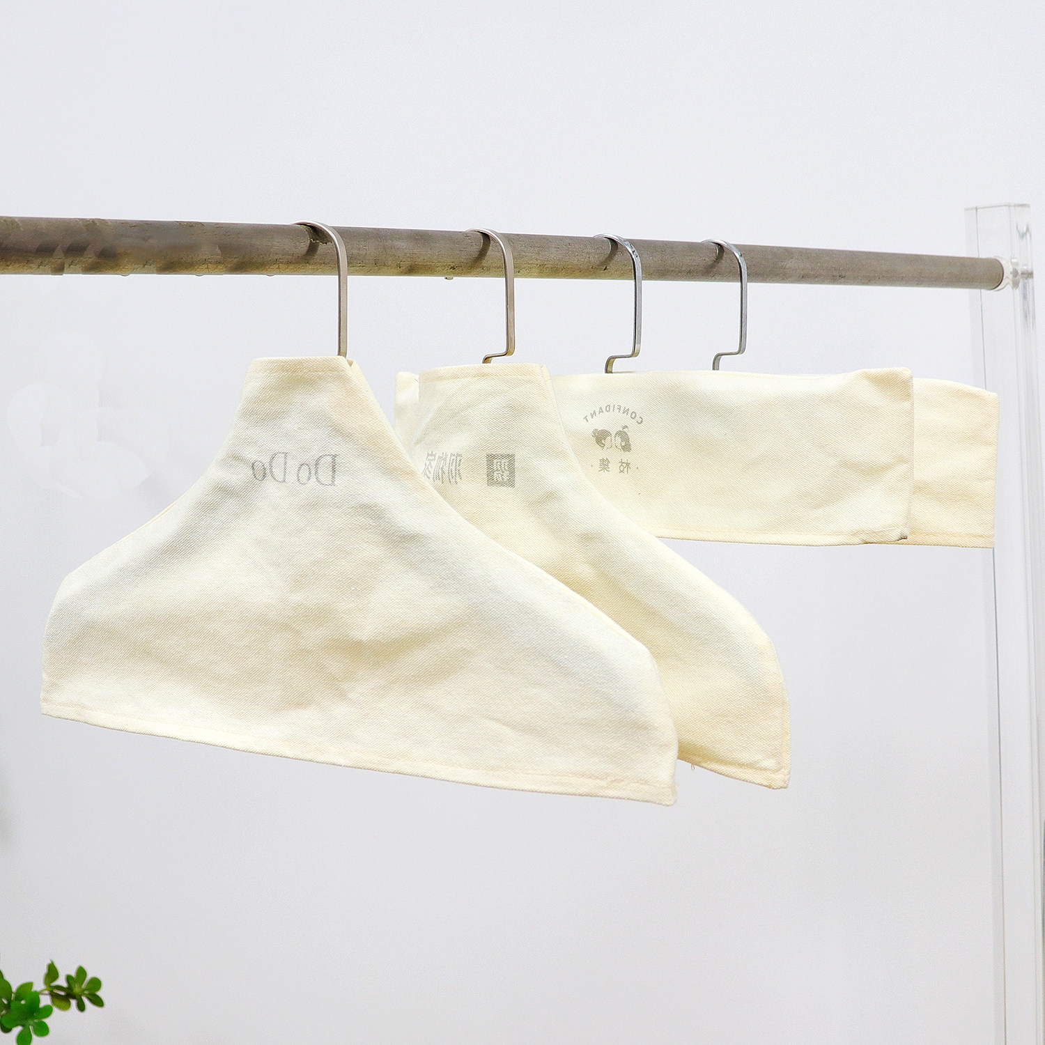 涤纶布定制印logo高档无痕服装店专用女装羊绒衫防掉肩衣架布套