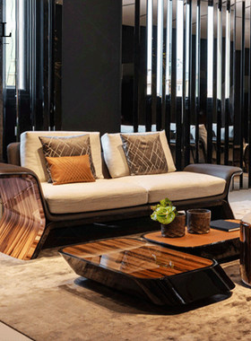 Bentley沙发Simple and elegant leather sofa for small spaces