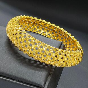 纯沙金手镯女镂空宽面卡扣仿真黄金镯子高级感结婚三金首饰不掉色