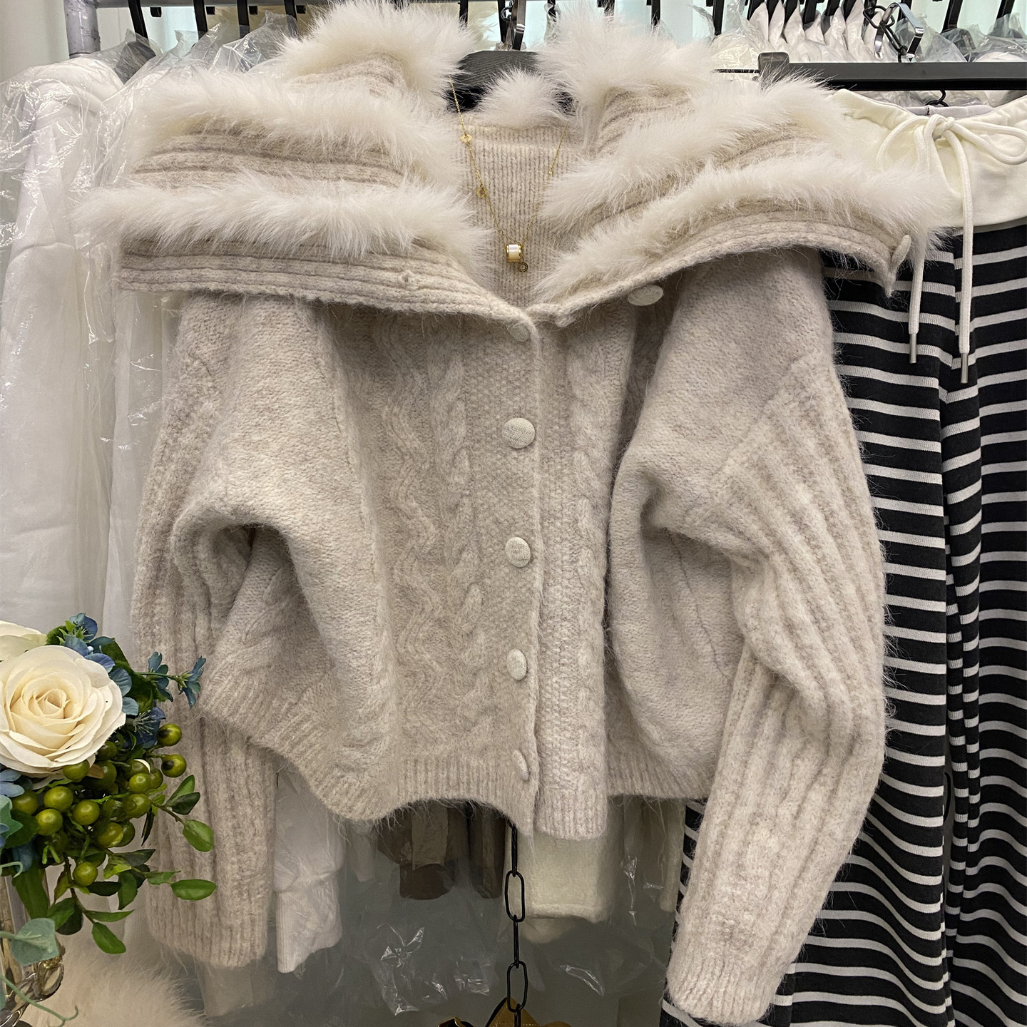 毛毛大翻领长袖针织开衫外套上衣