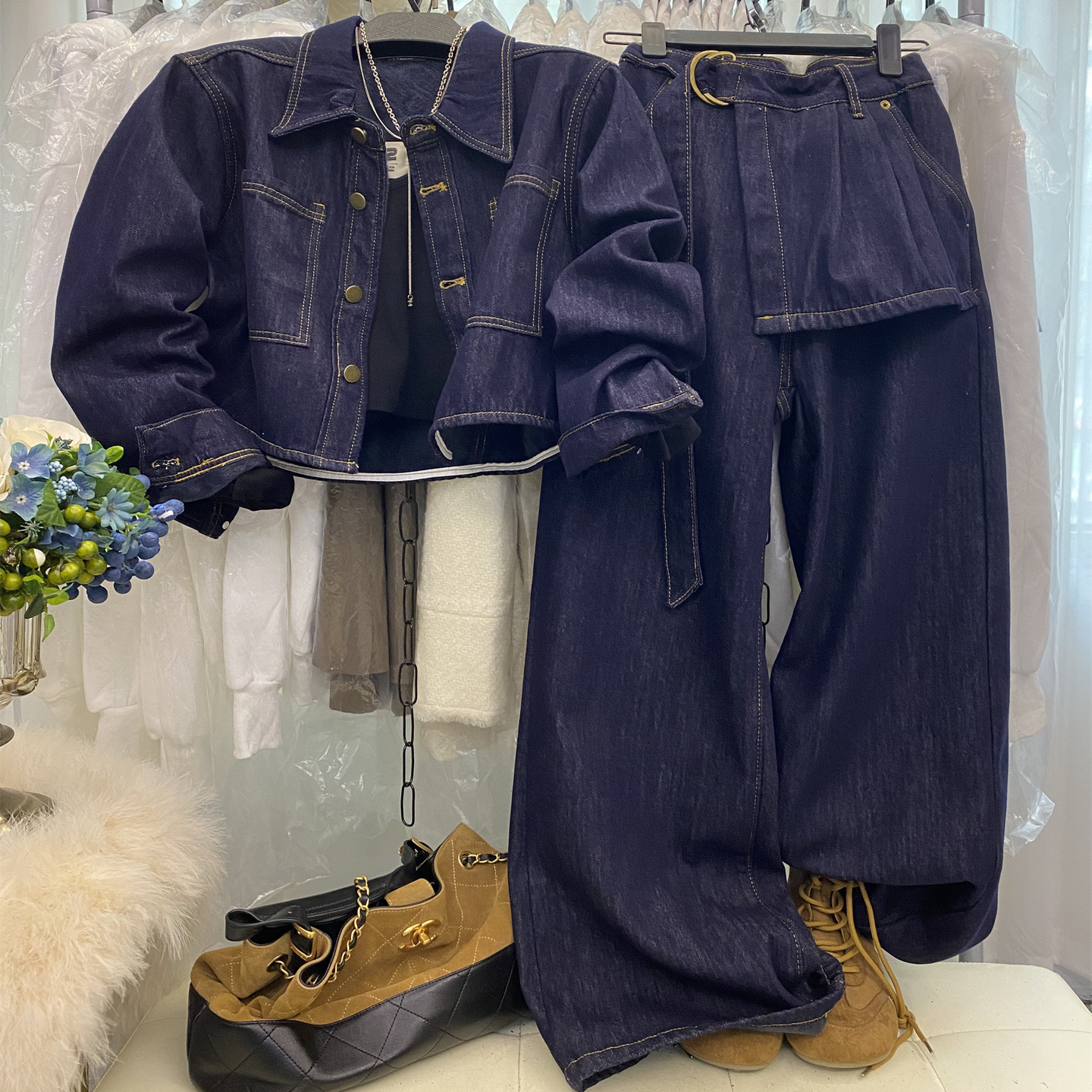 翻领加绒牛仔外套阔腿裤两件套女