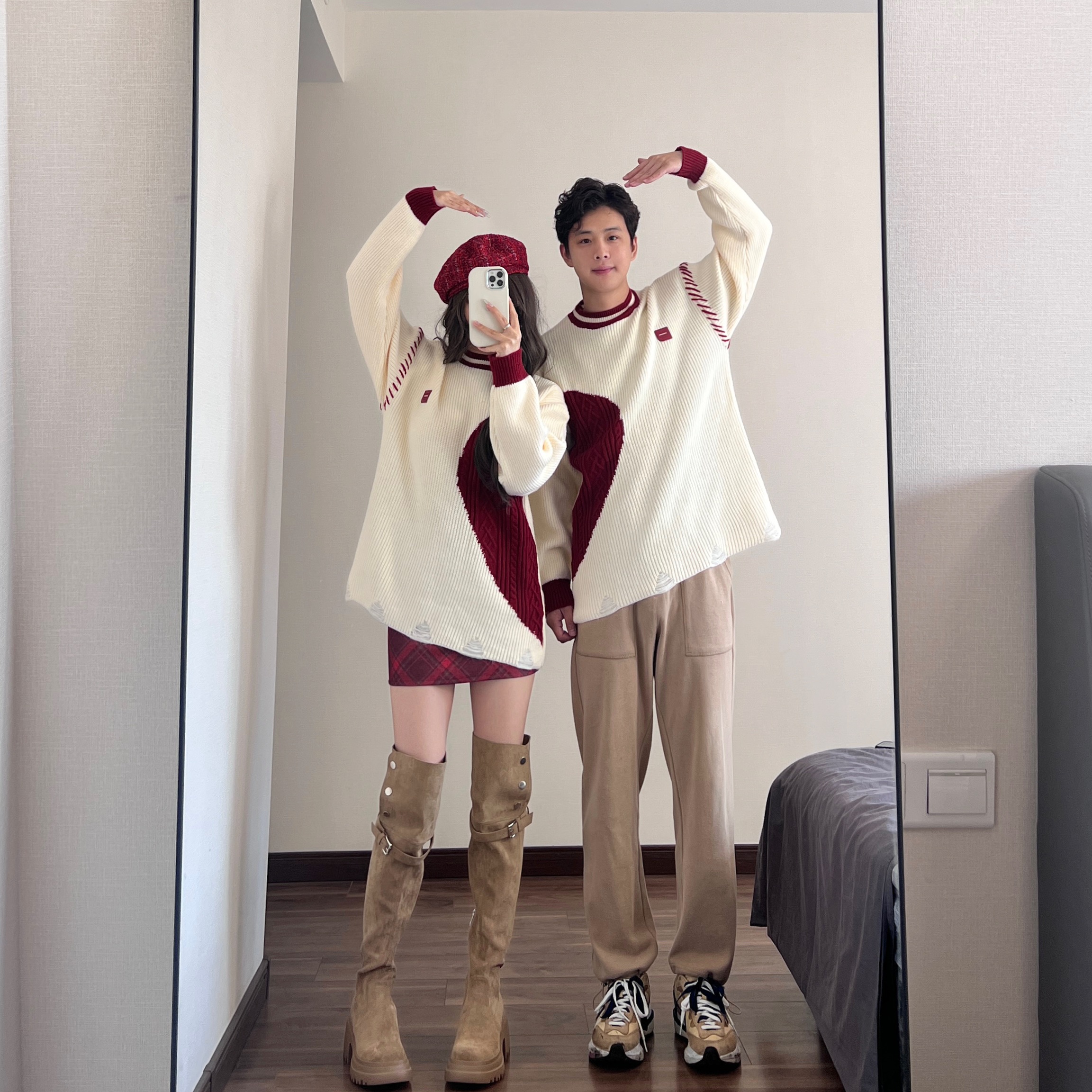 喜庆百搭上衣小众设计感一男一女