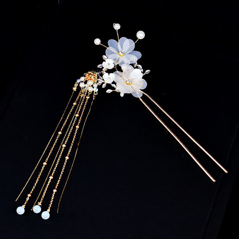 古装凤冠汉服新娘蝴蝶头饰新款流苏发钗配饰品复古风步摇花瓣簪子