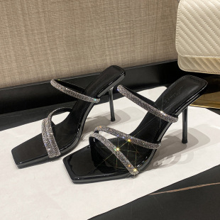 2026新款方头细跟水钻高跟凉鞋杨树林同款网红气质绝美一字带凉拖