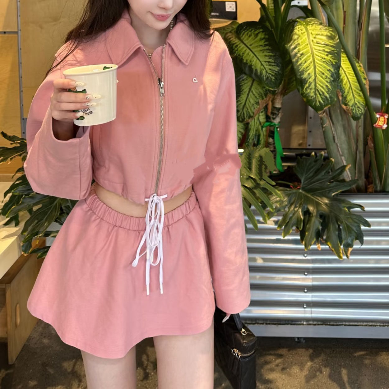 北美A家翻领短款运动夹克高腰抽身miu系短裙套装健身休闲户外百搭