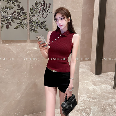 设计感无袖针织背心斜排扣上衣