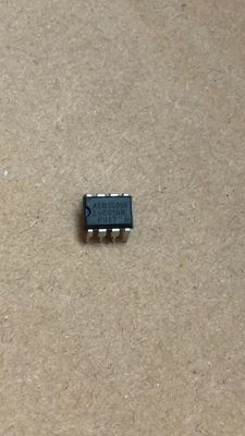 买1件发2个 全新 AT24C01 24C01AN 24C01BN 24C01 DIP-8 存储器