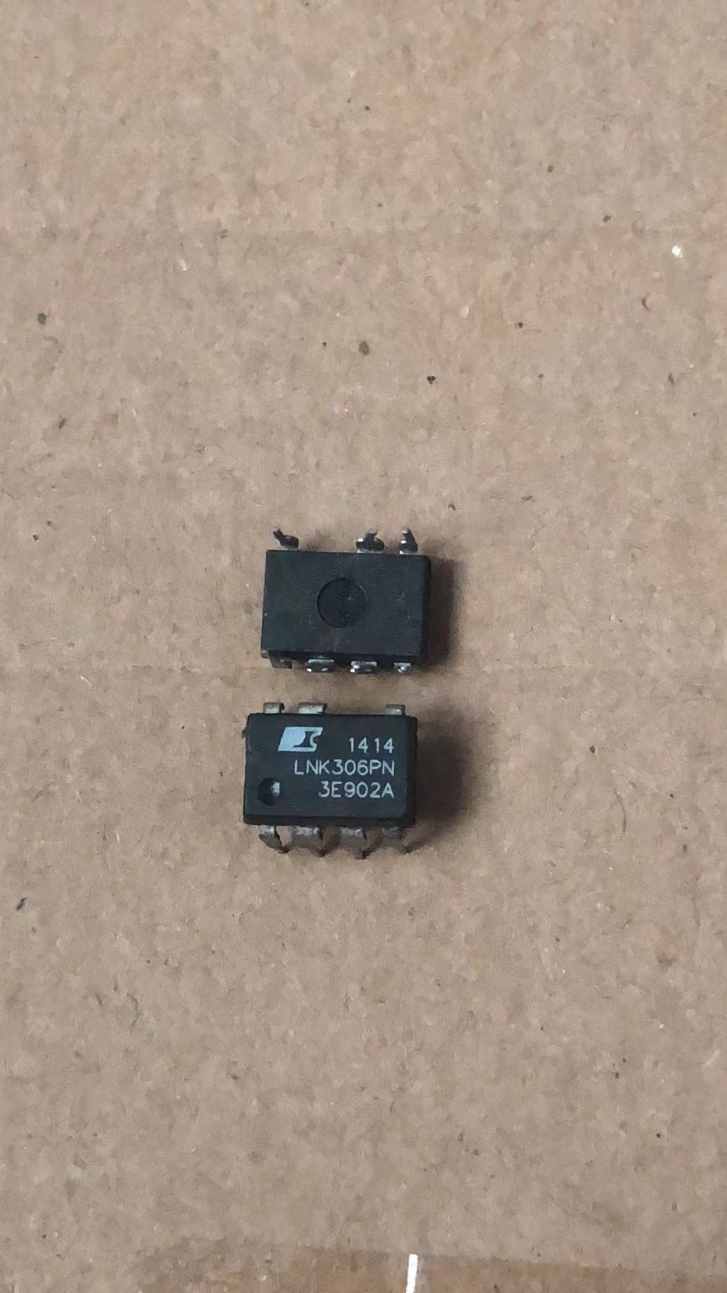 LNK306 LNK306PN DIP-7直插电源管理芯片 IC LNK306P_虎窝淘