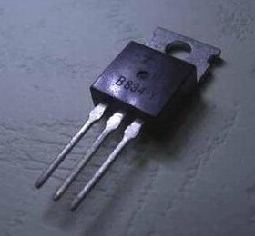 原装进口拆机 B834 2SB834 B834-Y TO-220 三极管 质量保证