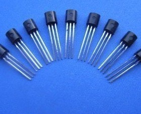 三极管功率管硅管 A1680 2SA1680 TO-92L 质量保证