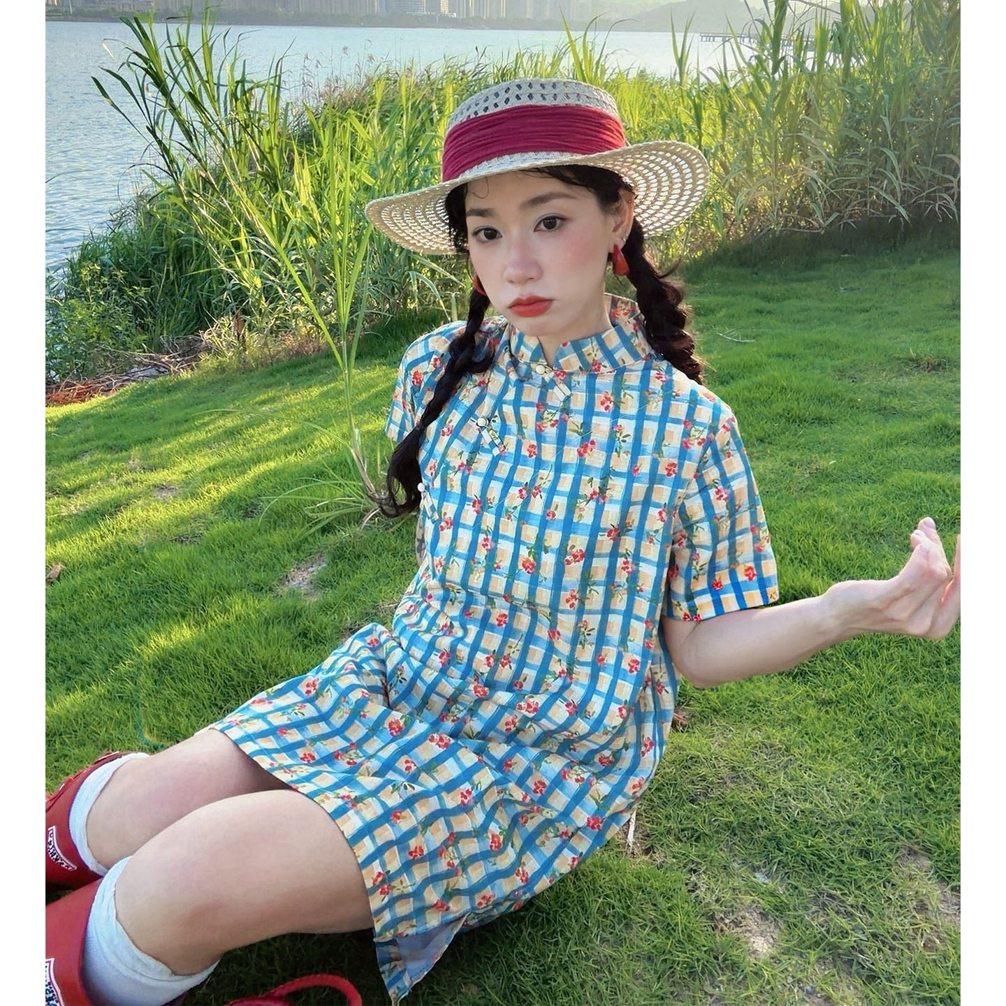 原创 格纹碎花改良短旗袍女夏季出游度假小个子日常出片连衣裙
