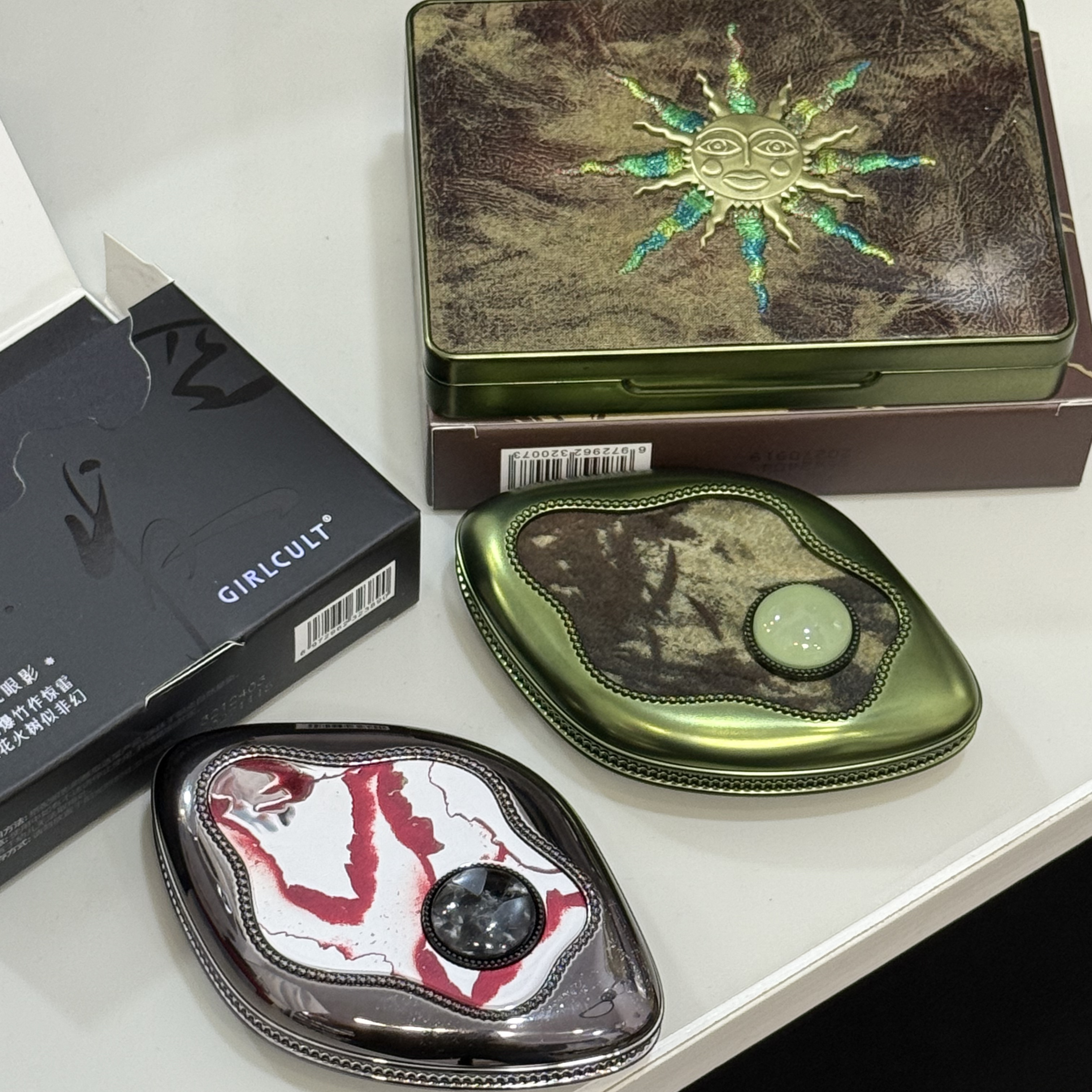 Girlcult构奇四色眼影本草纲目冬虫夏草变色龙哑光珠光显色烟熏