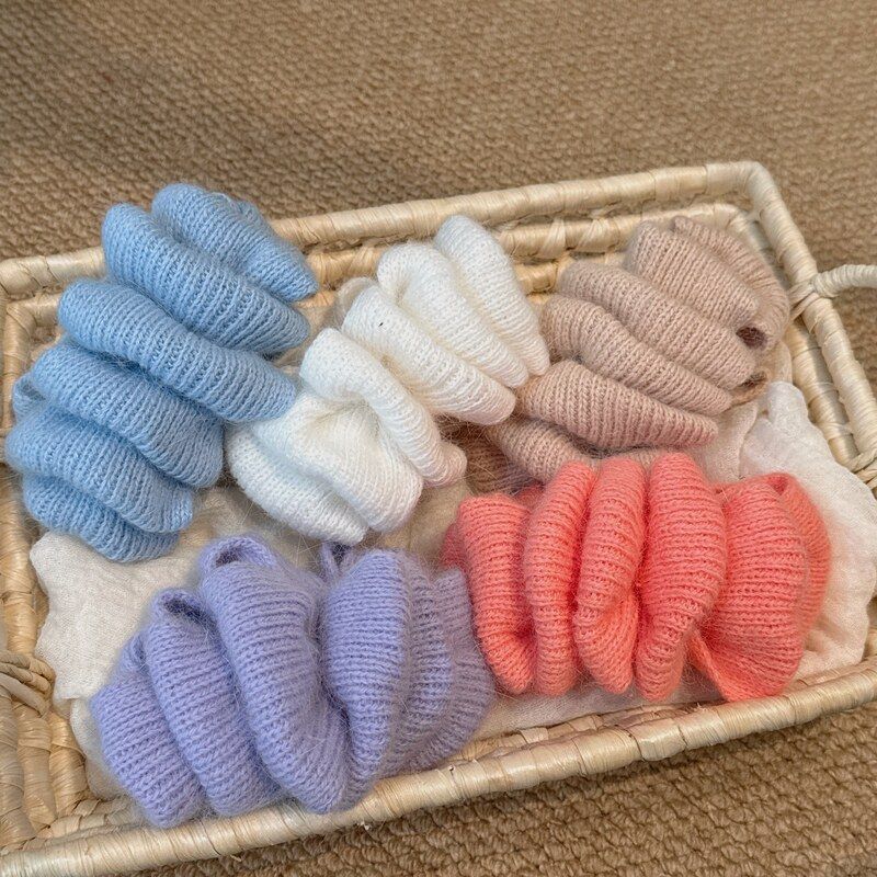 秋冬新款毛线褶皱云朵香蕉夹时尚