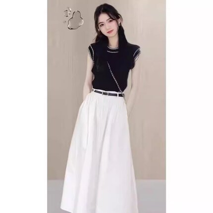 【清仓价】高档针织上衣+时尚白色半身裙（配腰带）两件套装裙