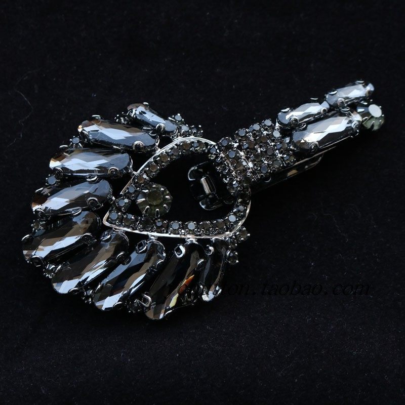 大衣皮草扣裘皮貂皮潮流水钻夹