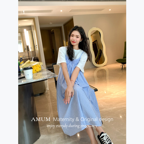◆AMUM孕妇装◆夏日里的小清爽~韩风氛围蓝条纹短袖吊带连衣裙