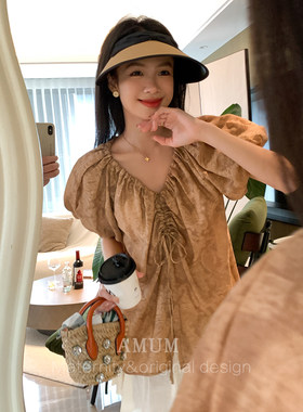 ◆AMUM孕妇装◆枯染茶调~新中式印染天丝V领抽绳衬衫泡泡袖上衣