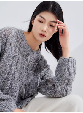 慵懒休闲长袖针织衫上衣女冬季新款软糯白厂丝山羊绒毛衣