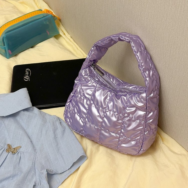 cos银色云朵包女2024新款小众单肩腋下包饺子包羽绒托特包手提包图片