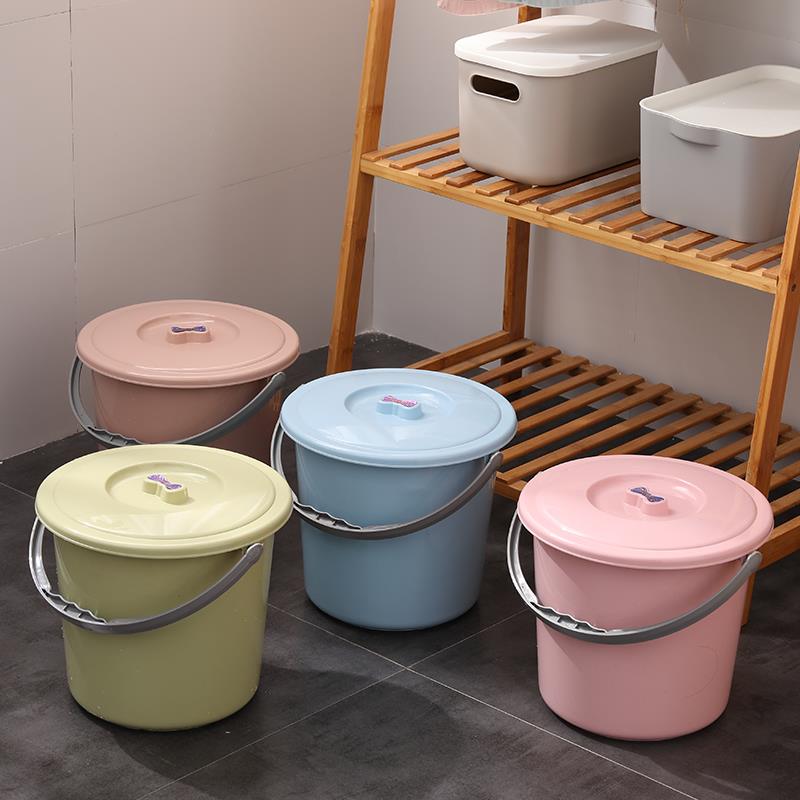 新疆包邮加厚塑料小水桶带盖小号家用装水桶提水桶儿童美术小桶迷