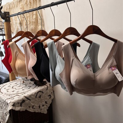 大胸显小大码文胸无钢圈聚拢内衣