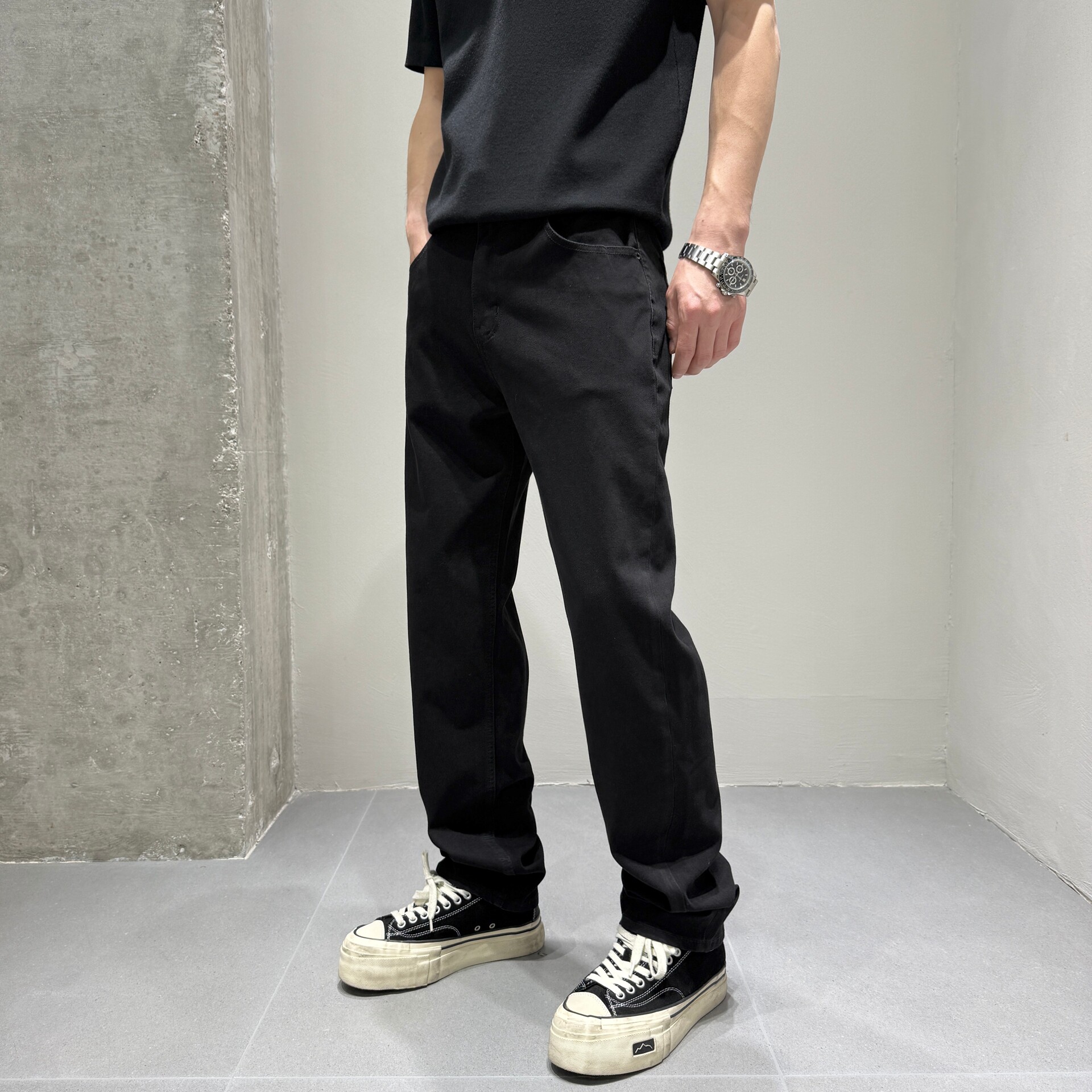 四面弹力基础经典黑色小直筒牛仔裤男士春夏薄款合体显瘦有型长裤