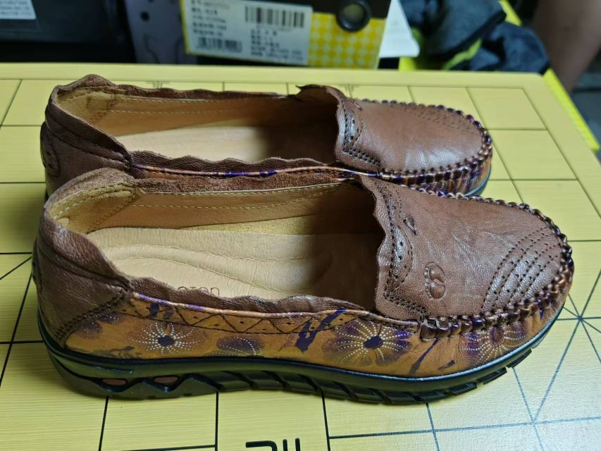 黑40棕37码女鞋妈妈鞋软面真皮