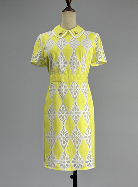 品牌黄色短袖连衣裙女2025夏小香风钉珠镶钻重工优雅直筒裙中裙