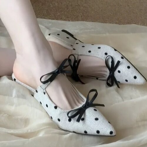 温柔波点蝴蝶结厚底半拖鞋女春夏新款气质尖头一字带后空时装凉鞋