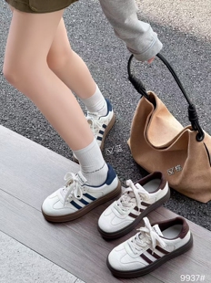 露佐希2025新款德训小白鞋女轻便软底百搭系带拼色时尚休闲板鞋