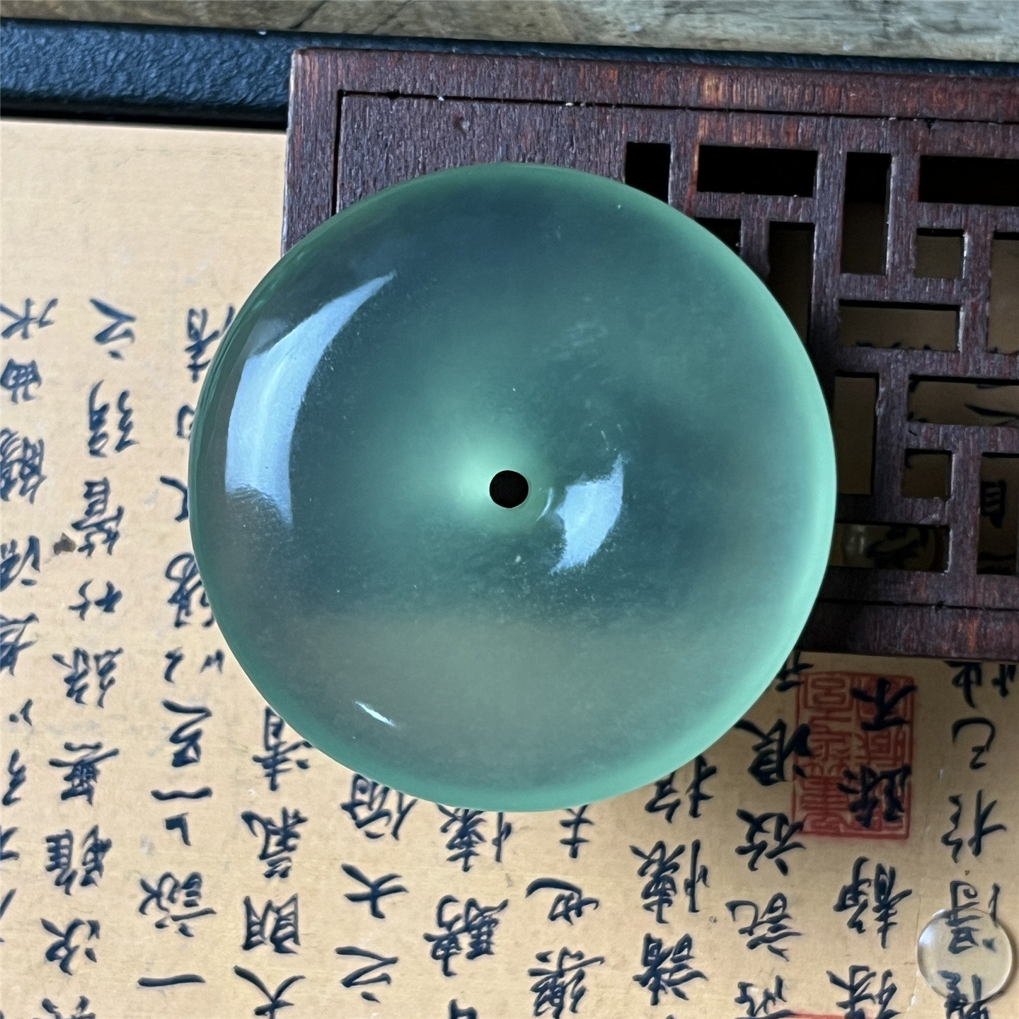 天然岫玉莹绿平安扣吊坠大尺寸通透玉石挂件男女款收藏品质收藏品