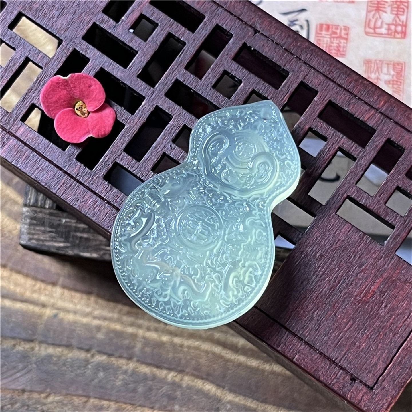 天然岫玉五岳真形葫芦吊坠保真双面雕刻玉石挂件男女款好货玉挂坠