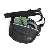 Сумка подходит для мужчин и женщин для отдыха на одно плечо