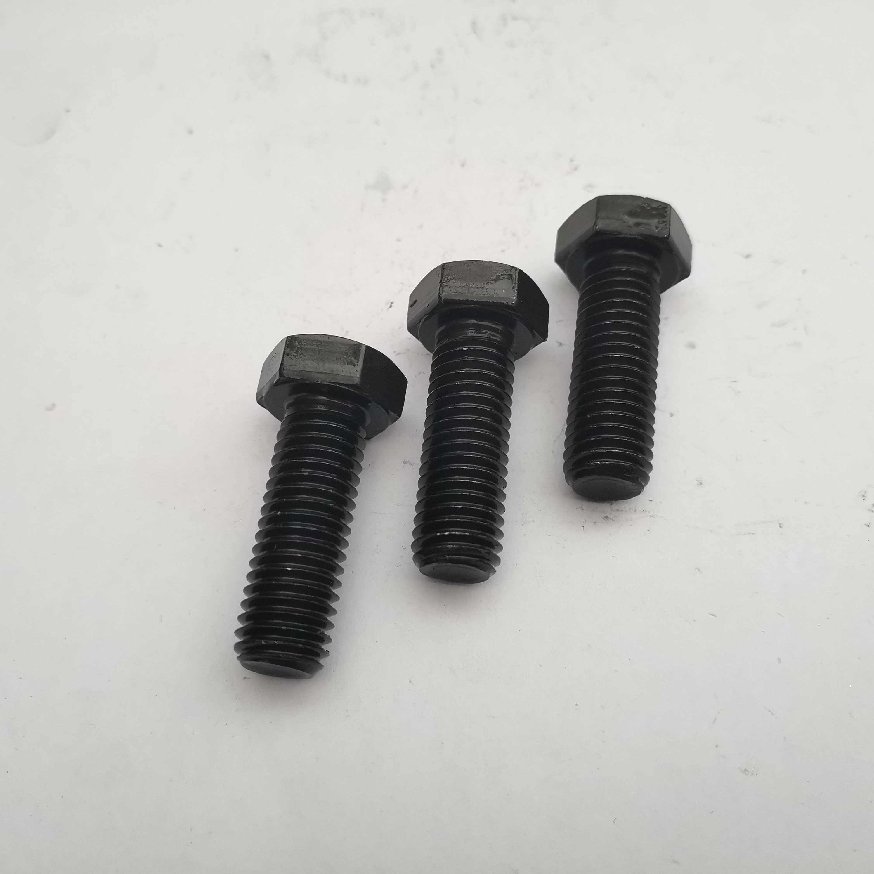 8.8级外六角螺栓高强度六角螺丝m7*20螺丝2000个