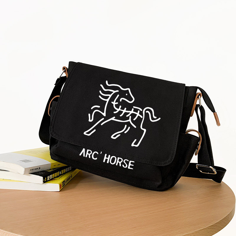 秀洛始祖马 斜挎包书包骑行背包男士包袋单肩包女邮差包初中学生